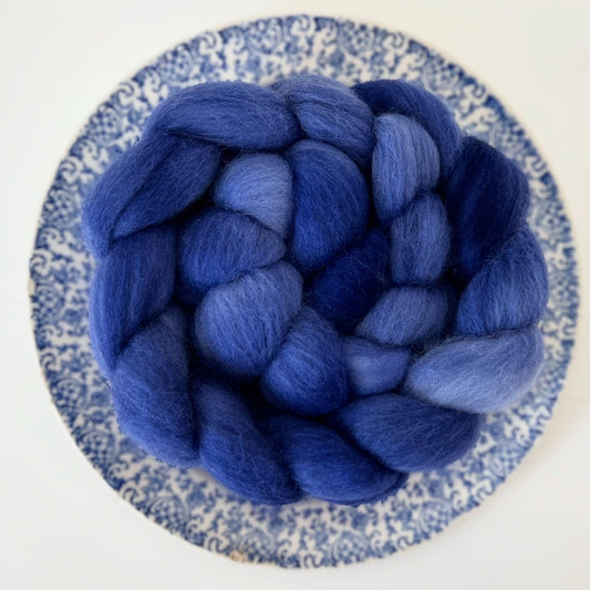 "Ocean Blue" 4 oz. Corriedale Combed Top