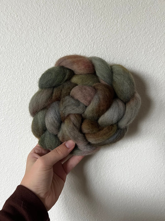 "Frosted Trail" 4 oz. Corriedale Combed Top